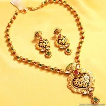 Ruby & Emerald Antique Necklace Set 1
