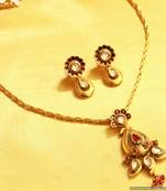 Paisley Kundan Ruby Meenakari Pendan Set