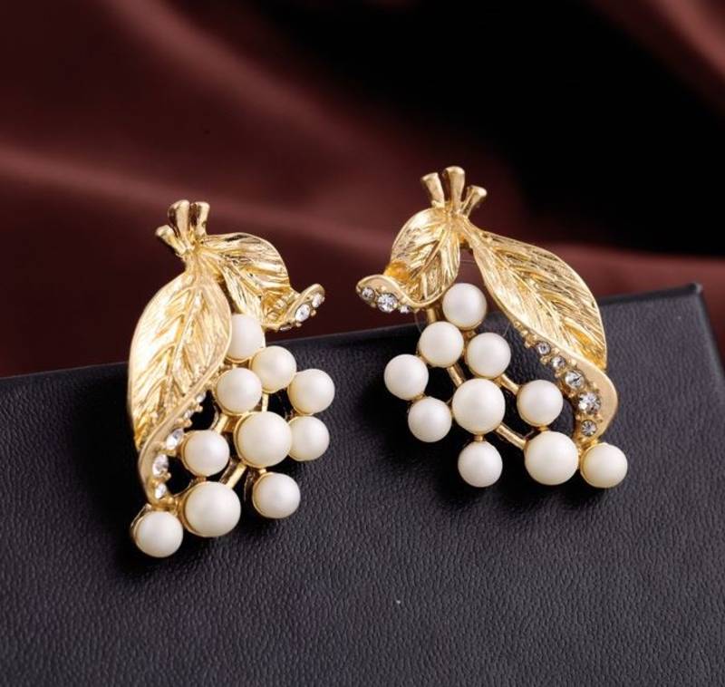 Pearl Grape Leaf Earrings Infuzze 935432