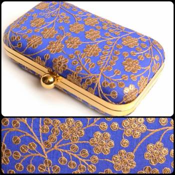 Blue clutches embroidered 1