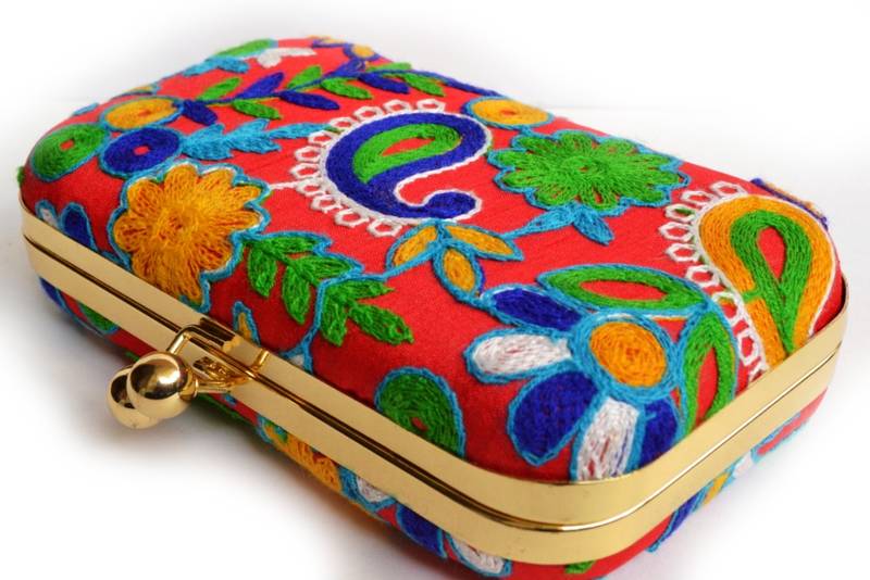 Multicolor clutches embroidered
