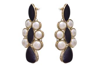 Black gold plated pearl earrings 2
