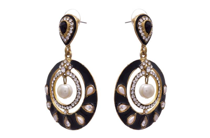 Black gold plated pearl earrings