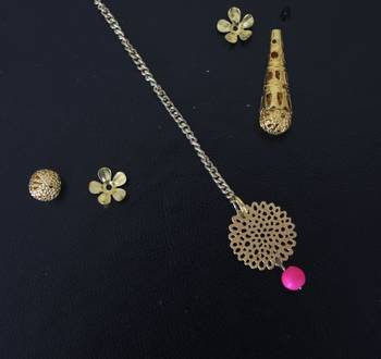 Pink Maang Tikka 1