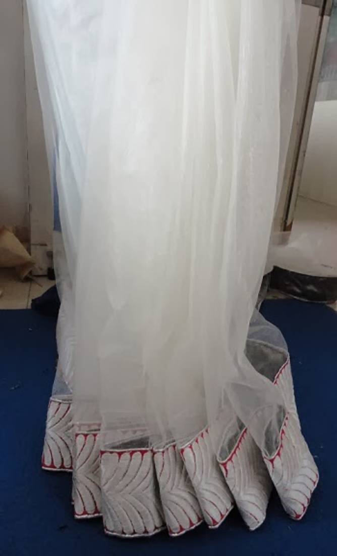Bipasha Bollywood Replica White Net Saree