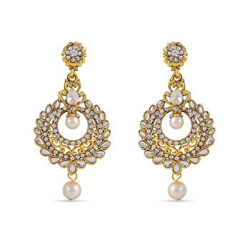 White Kundan Stone Dangle Designer Earrings For Occasion Wear 1