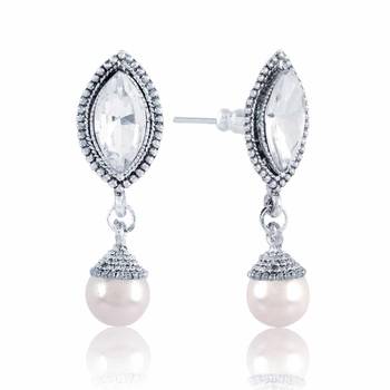 Gold Finishing White Pearl Drop Earrings 2