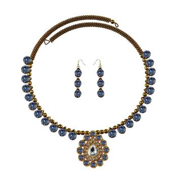 Stone Studded Necklace Hasli 1