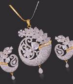 Beautiful Zirkon Stone Studded Chain Pendant Set