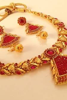 Lovely Pink Kempu Antique Necklace Set