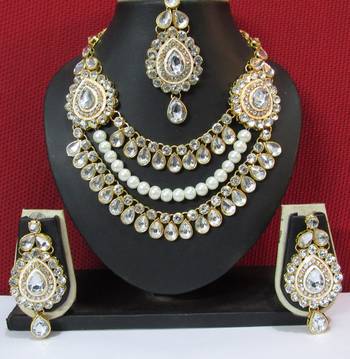 Two Brooch 3 line stone Wedding Necklace Set SMC12 1