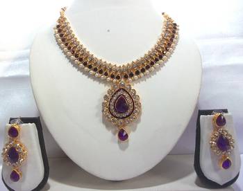 Purple pearl dulhan necklace set 1