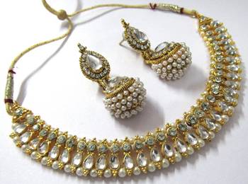 White pearl gota necklace set 1