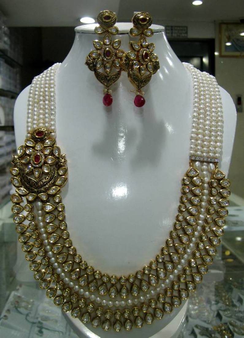 Royal Designer Ethnic Collection No. 051