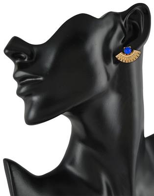 Royal Rise Dazzling Earring 3