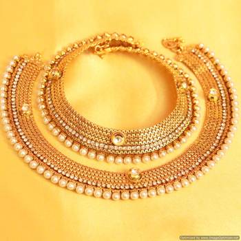 Gold look pearl  and  kundan anklets 1