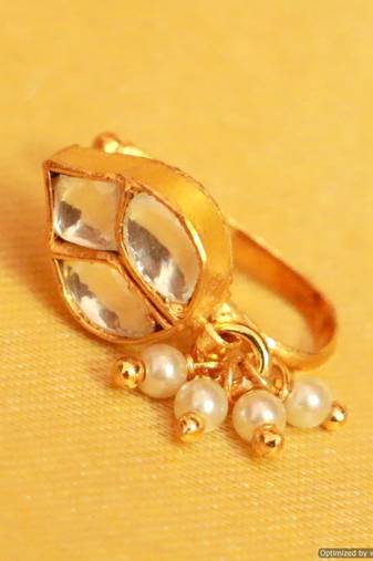 Kundan  And  Pearl Marathi Nose Ring
