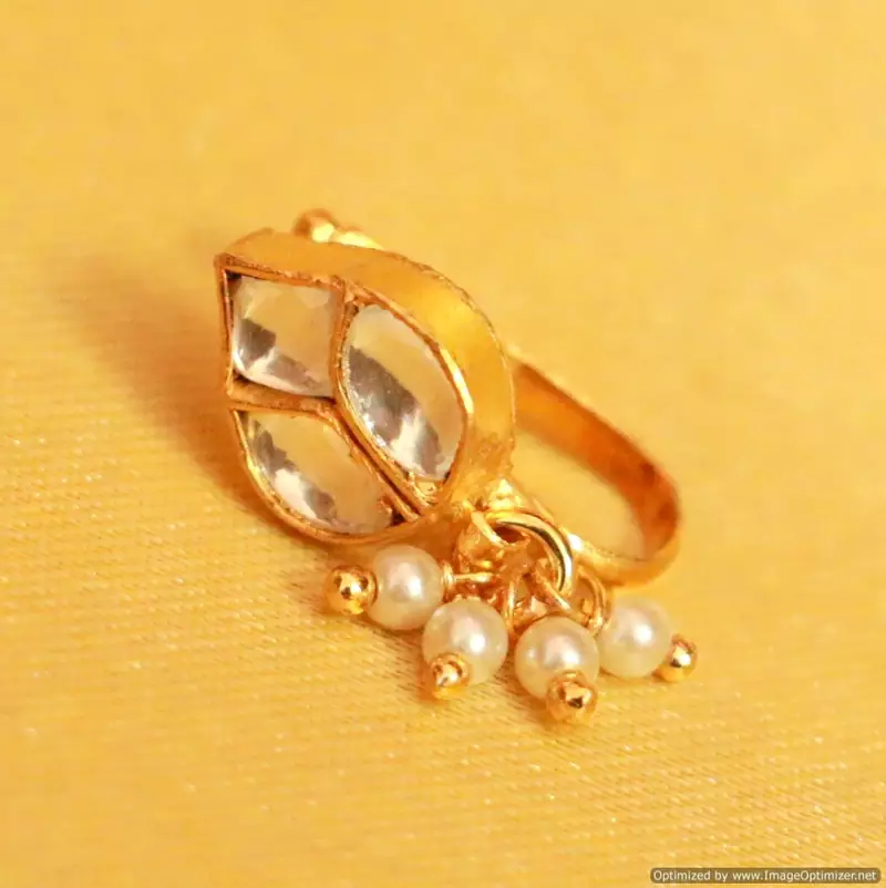 Kundan  And  Pearl Marathi Nose Ring