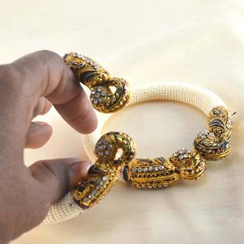 Exclusive Moti Strechable Bangles 2