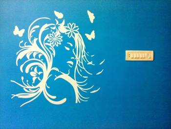 Large Pretty Face Wall Decal Modern Woman 1