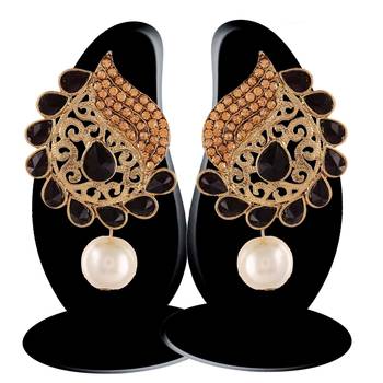 Exclusive Designer Black Kundan Gold Finishing Dangle Earrings 3
