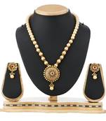 Artificial Pearl Jewellery Party Wear Necklace Set