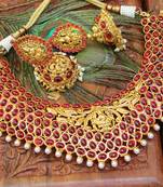 Beautiful Gold Plated Temple Necklace Set