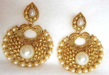 Earrings Dangler Gold Plated White Pearl 1