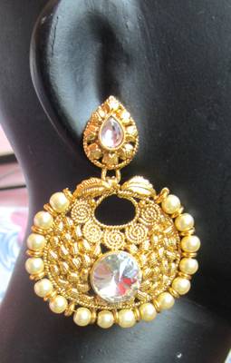 Earrings Dangler Gold Plated White Stone Pearl 3