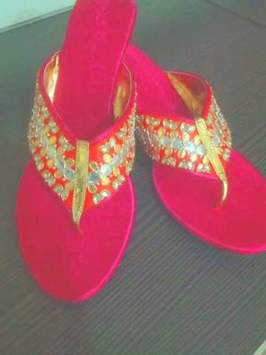 pink plain silk footwear 1