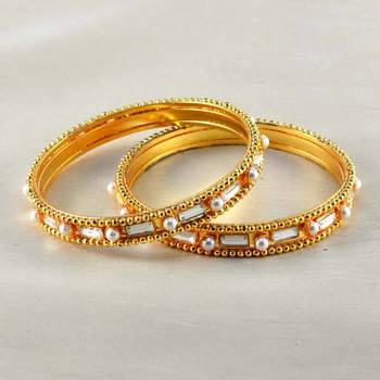 Designer Gold Platted Moti Bangles 1