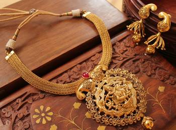 Gorgeous Nagaas Kemp Krishna Necklace Set 1