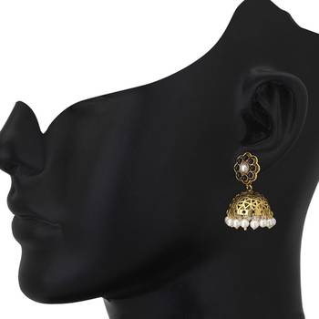 Gold Plated Black And White Pearl Finished Classical Filigree Jhumki 3