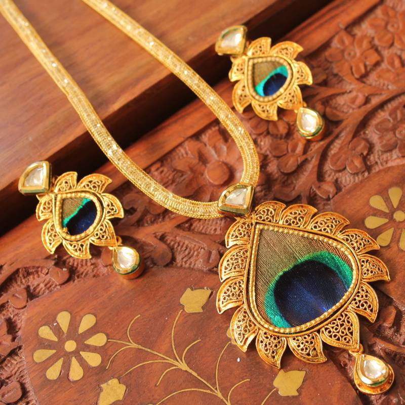 Gorgeous gold palted kundan real peacock feather necklace set-dj01797