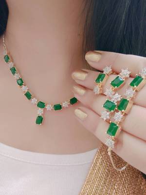  Glittering combo of necklace , bracelet , ring for women 1