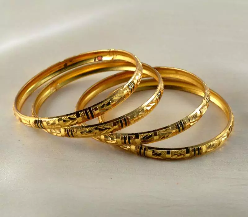 Cmdesigner Gold Platted Bangles