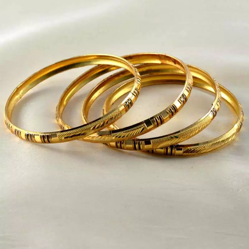 Cmdesigner Gold Platted Bangles