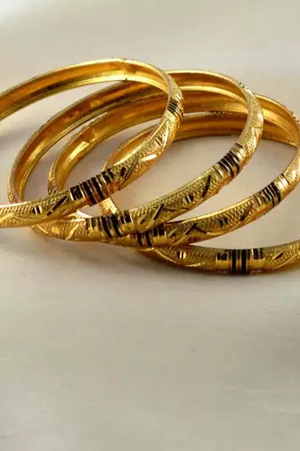 Cmdesigner Gold Platted Bangles