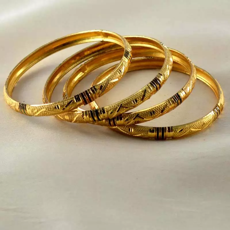 Cmdesigner Gold Platted Bangles