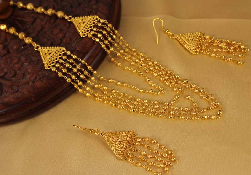 Gorgeous Multilayer Designer Golden Necklace Set 