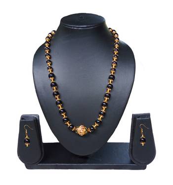 Beautiful pearl nad Meena beads Necklace and Earring Set 1