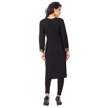Black faux crepe printed kurti 3