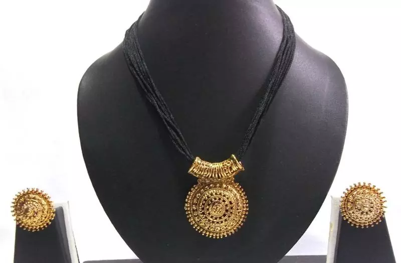Big Pendant Black Thread Mangalsutra Necklace Set