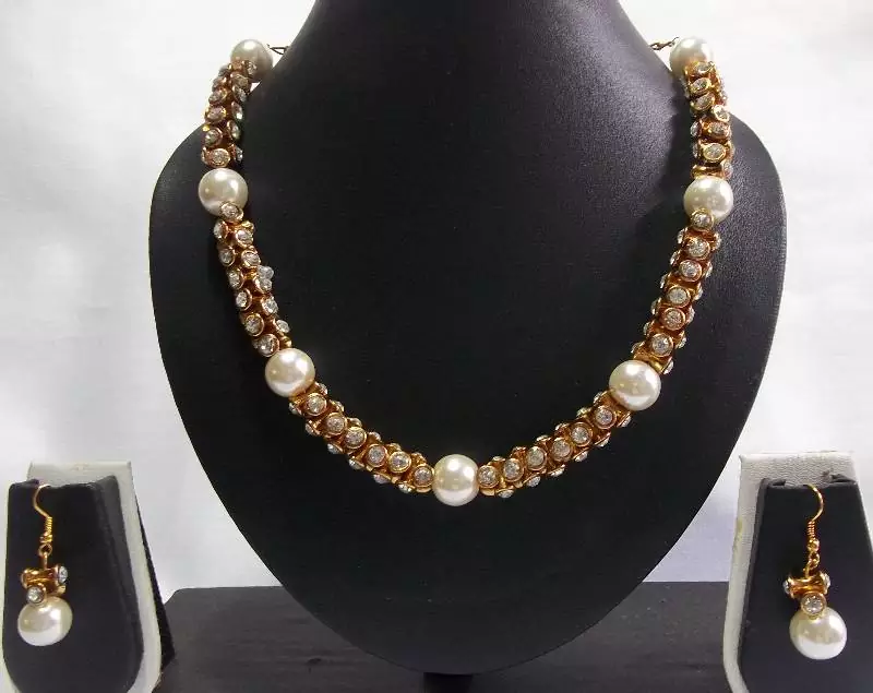 Golden Damru Stone Necklace Set