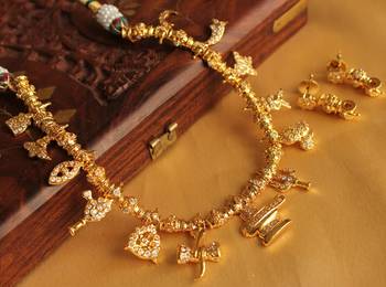 Beautiful Ad Stone White Shiva Necklace Set 1