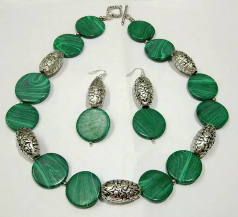 Green malachite beaded jewellery necklace sets