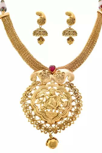 Gold  necklace set