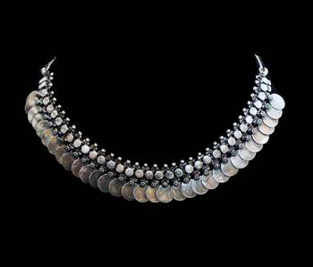 Silver Metallic Necklaces 1
