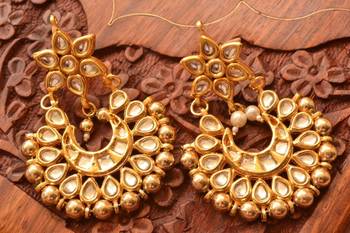 Kundan polki embellished earrings 2