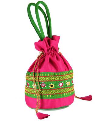 Womens Cottage Fuchsia Cotton Patch Work Big Batwa Purse 2